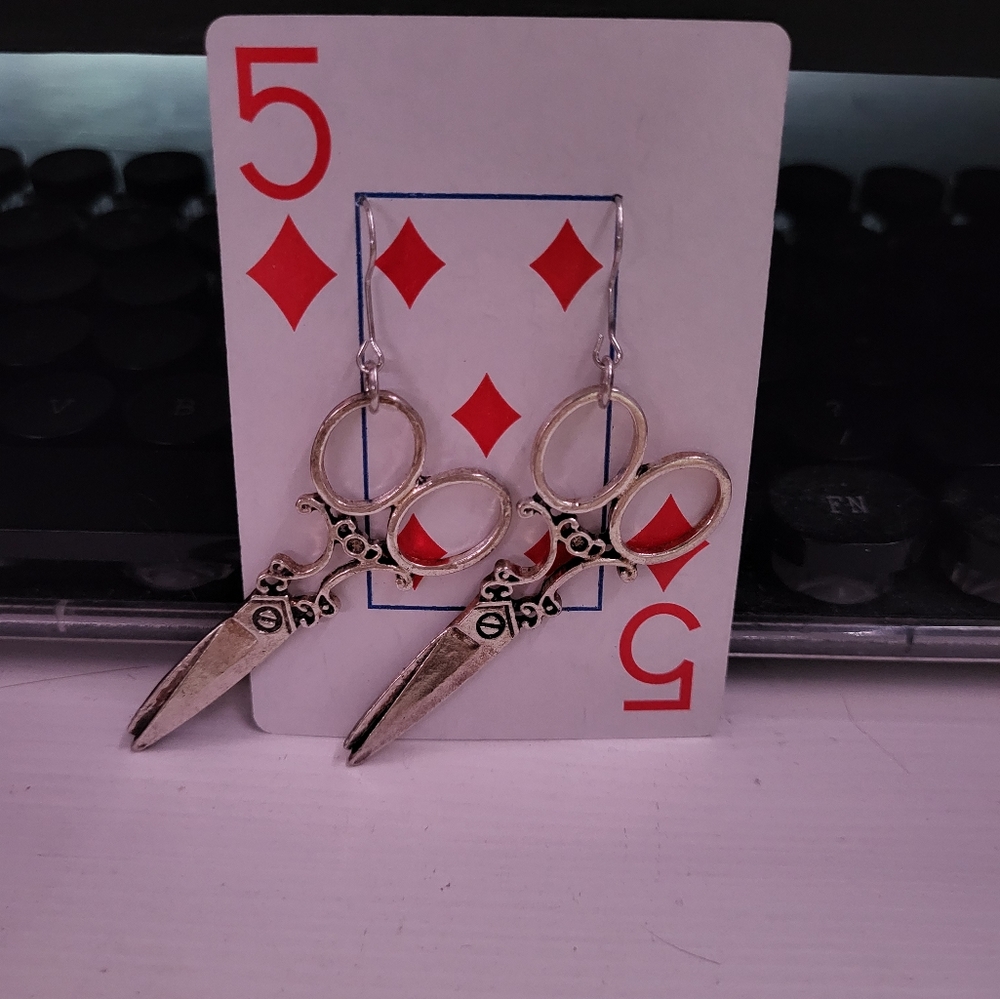 Scissors earrings - Picture 2 of 2